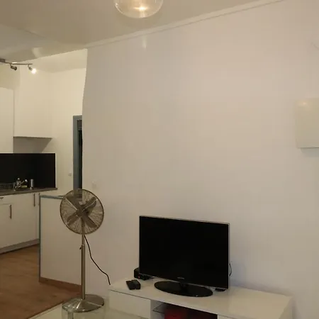 Cosy & Elegant, F2, 2 Lits, Vieux-nice ניס